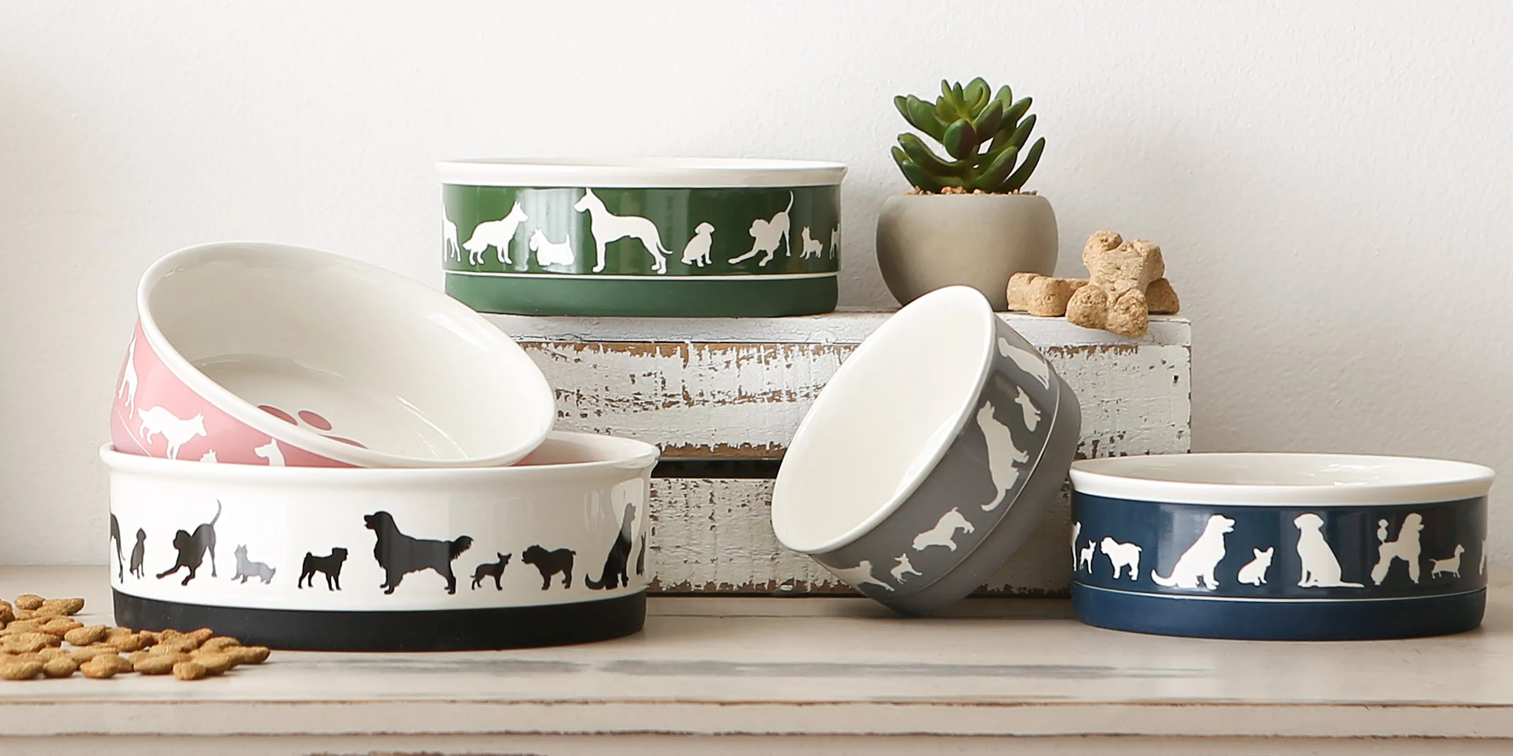 Rose Dog Show Pet Bowl Set/2, Large 3.75 C. Capacity